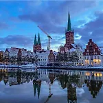 Doppelzimmer Mit Terrasse In Privatem Zuhause