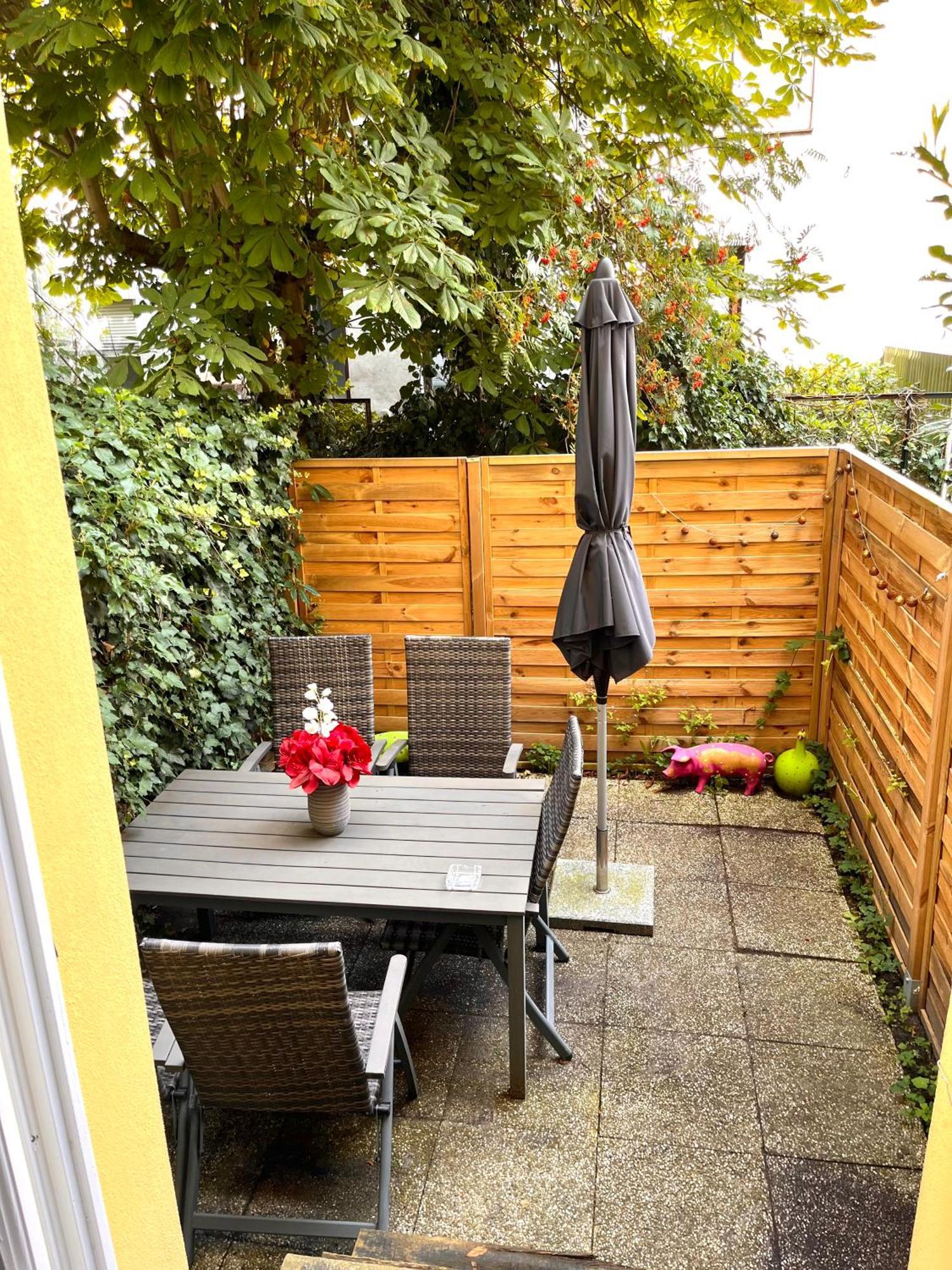 Privat bolig Doppelzimmer Mit Terrasse In Privatem Zuhause